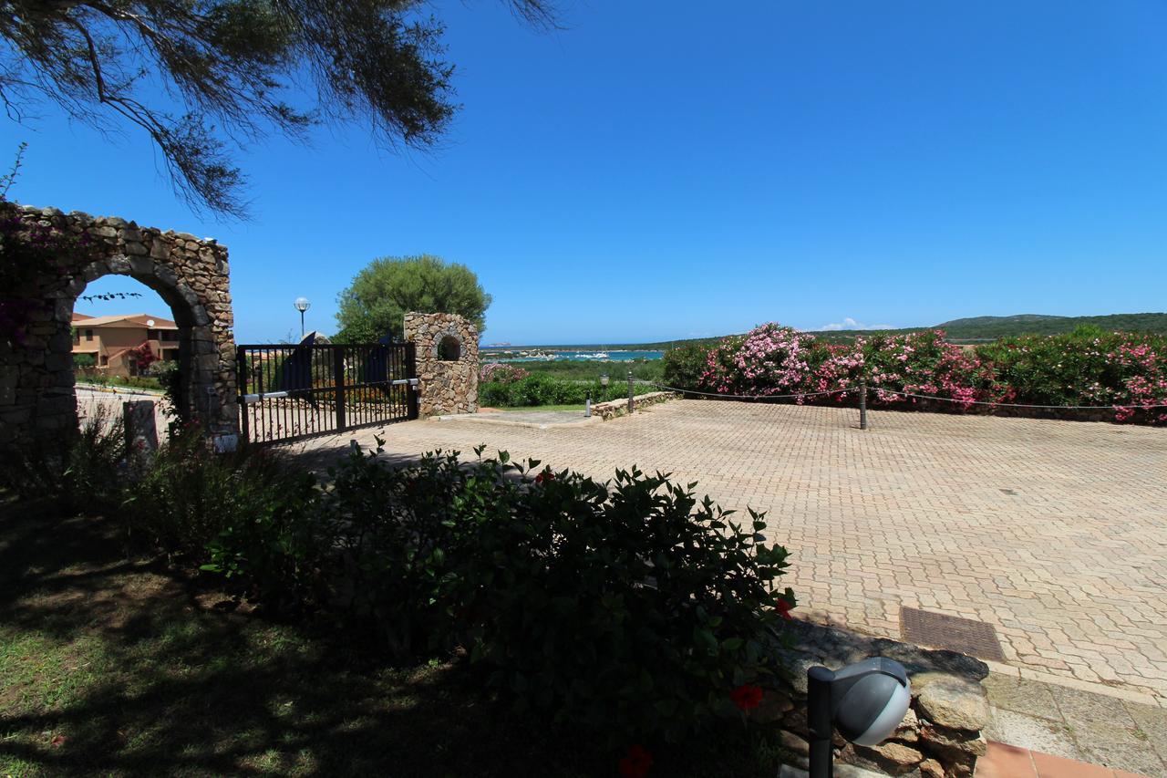 Appartamenti Residence Vela Blu Golfo Aranci Marinella  Exterior photo